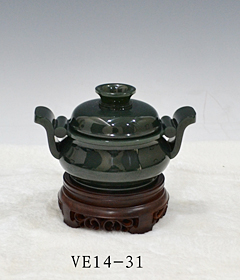 青玉《爐》