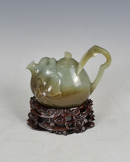 青白玉《聚財(cái)壺》